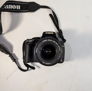 CANON EOS Rebel XT 8 MP Digital SLR Camera 18-55mm Lens Needs a charger